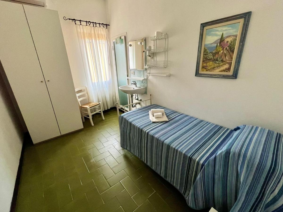 Bed&Breakfast Villa Lorena Форте-деи-Марми Экстерьер фото