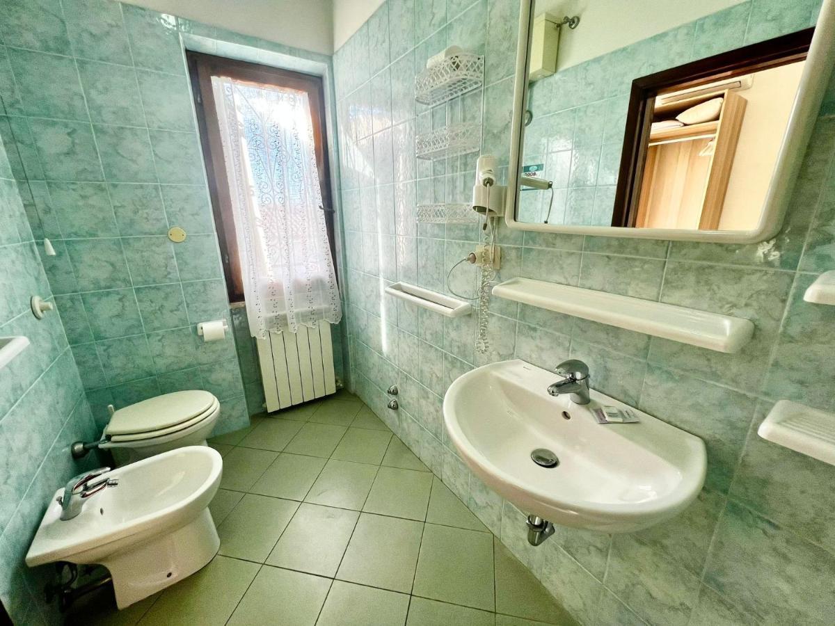 Bed&Breakfast Villa Lorena Форте-деи-Марми Экстерьер фото