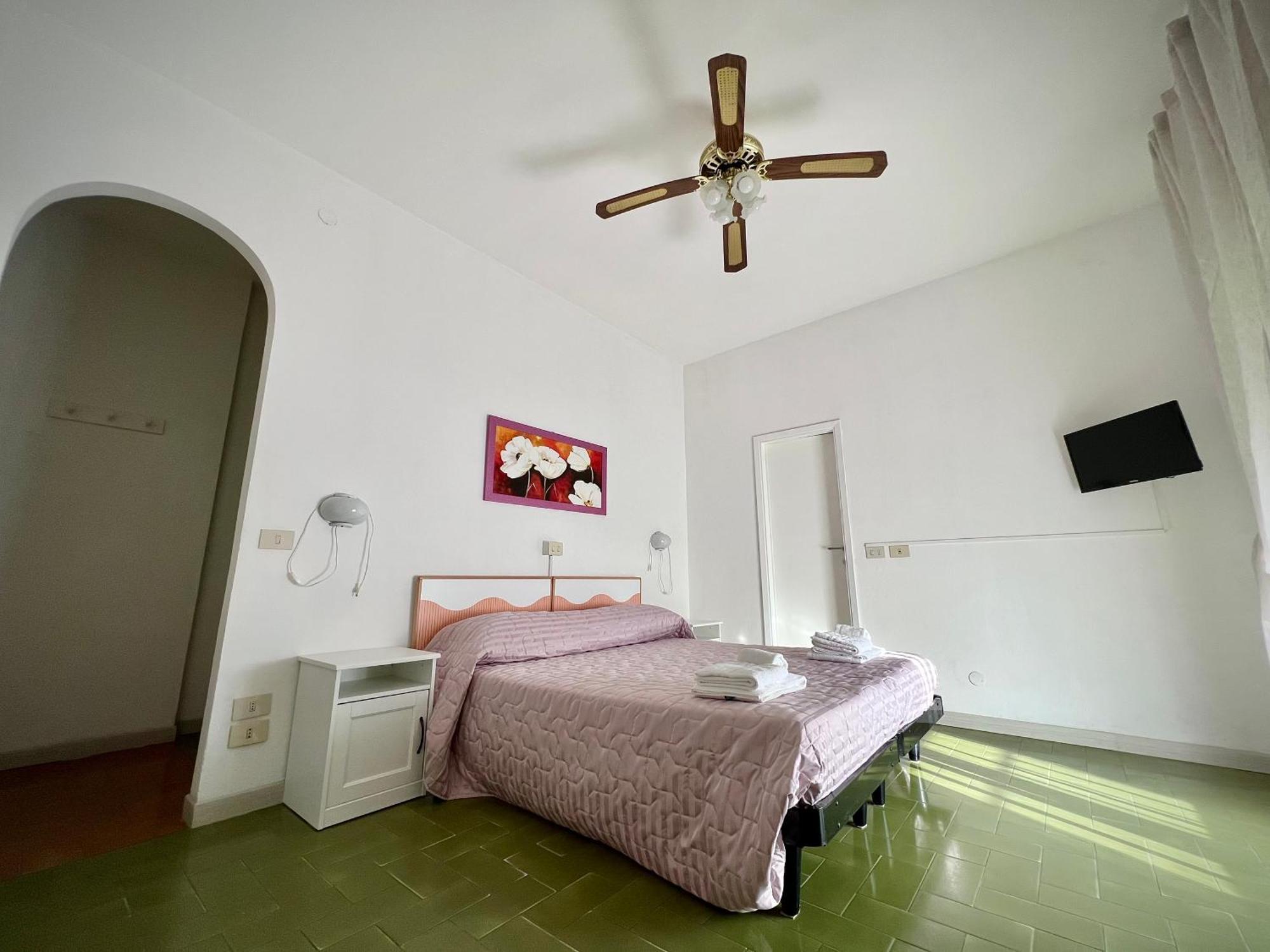 Bed&Breakfast Villa Lorena Форте-деи-Марми Экстерьер фото